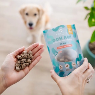 Perro - OCH ACH Liofilizowane Przysmaki z Jesiotra 40g