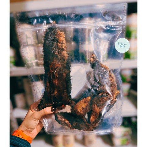 Suszony nosek wołowy z futrem Meat Stuff – naturalny gryzak dla psa dostępny w PieskoBox